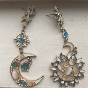 Dangling star and moon earrings with moonstone